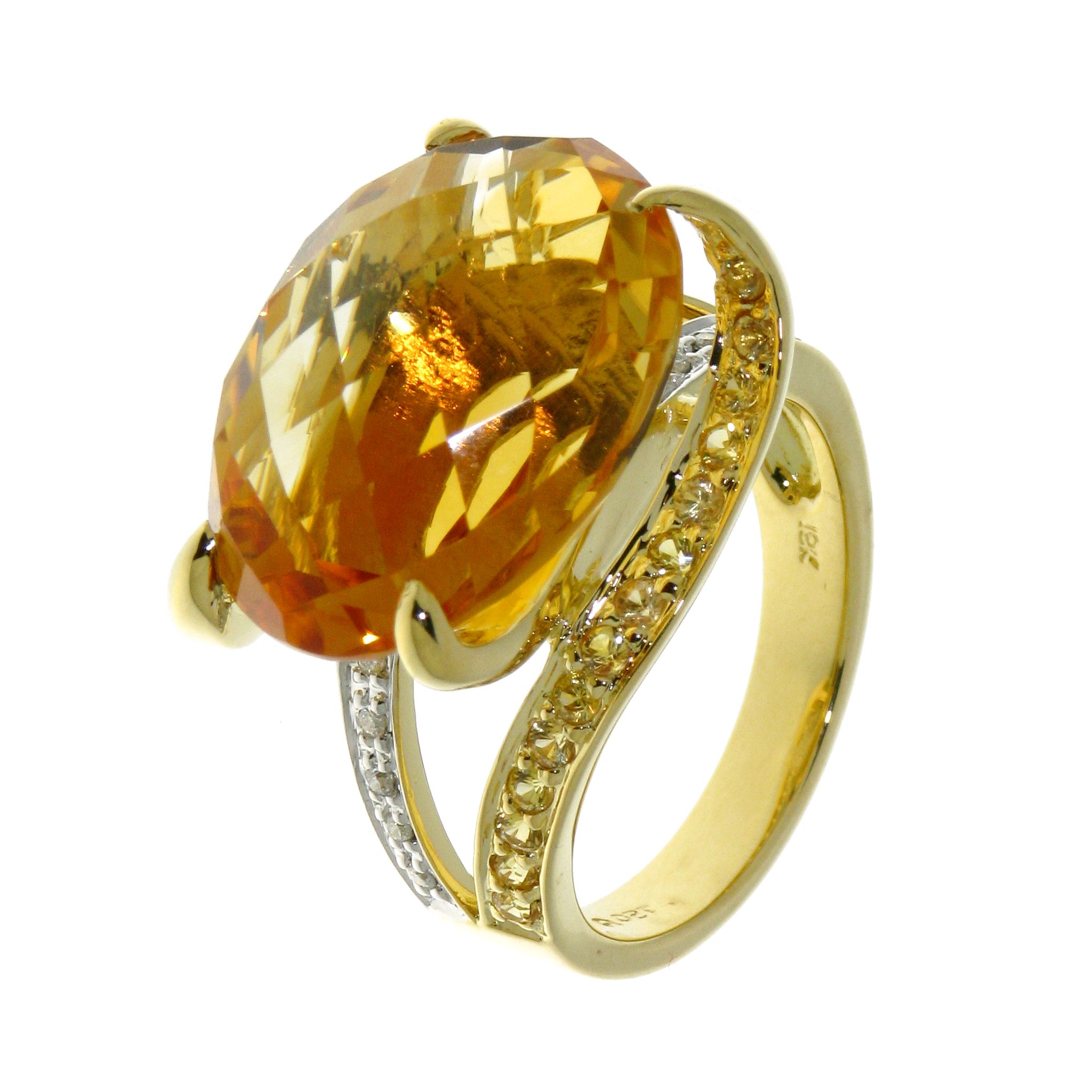 Золотое кольцо с цитрином 585 Московского ювелирного завода